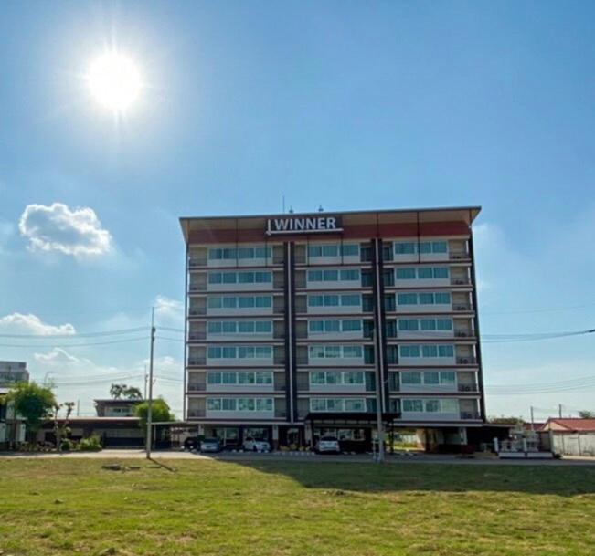 Winner Serviced Apartment Si Maha Phot Bagian luar foto